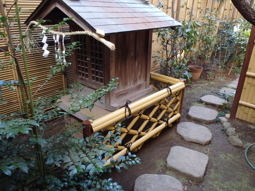 和庭の垣根を新しく設置しました【渋谷区Ｋ邸様】